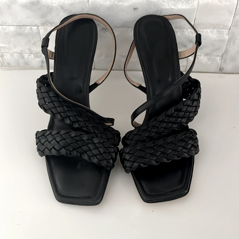 NEW Lafayette 148 New York Meritte Woven Leather Slingback Sandals Black Size 42
